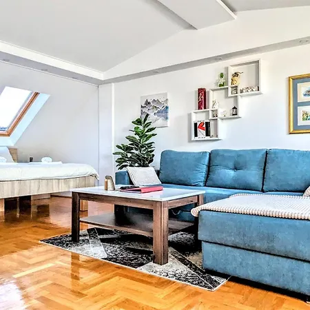 Spacious & Attractive 600M-7Minuta Hoda Od Centra, Mogucnost Za Parking-Apartmani-Nsmilos Novi Sad Exterior foto