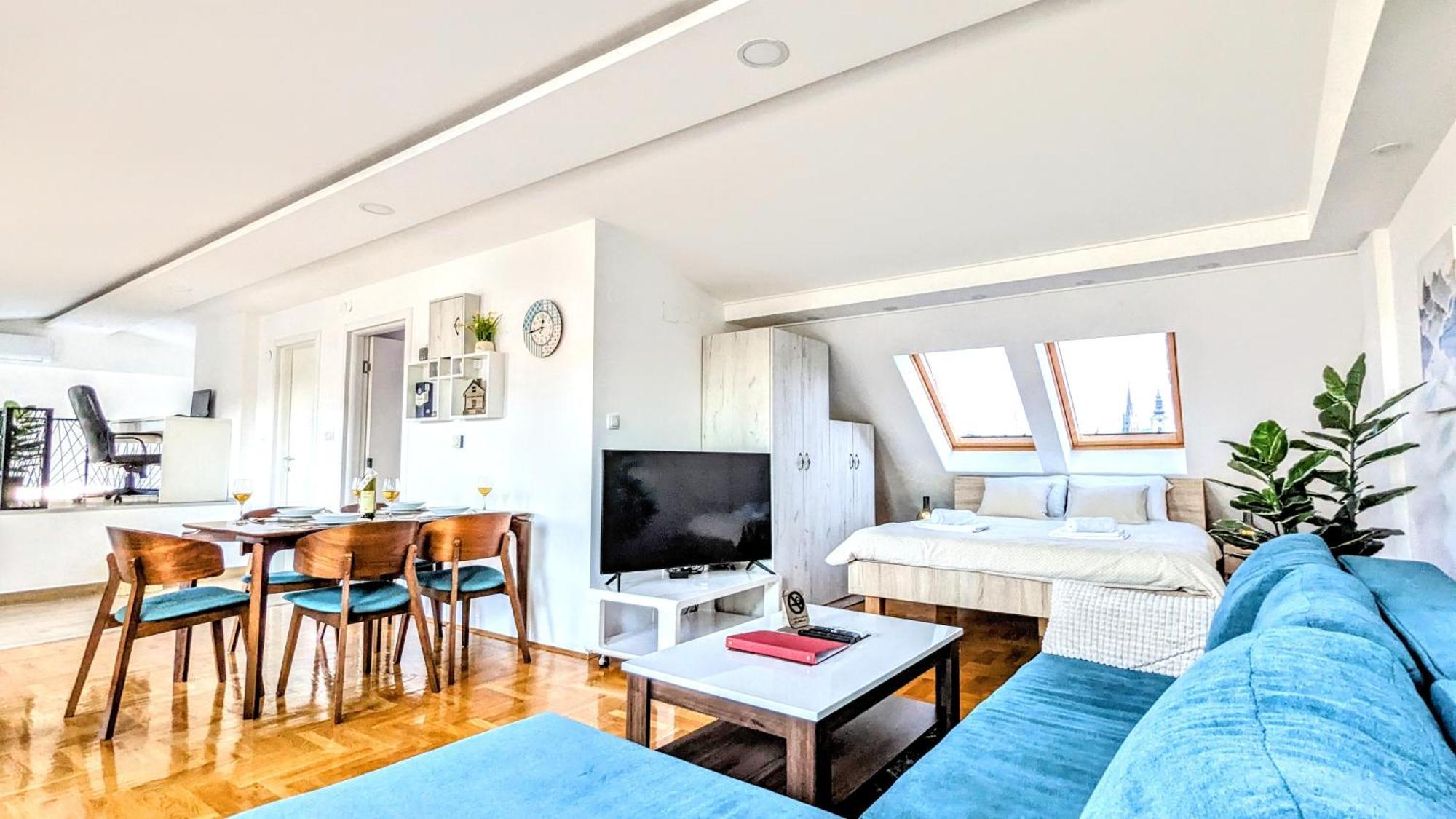 Spacious & Attractive 600m-7minuta Hoda Od Centra, Mogucnost Za Parking-apartmani-nsmilos Novi Sad